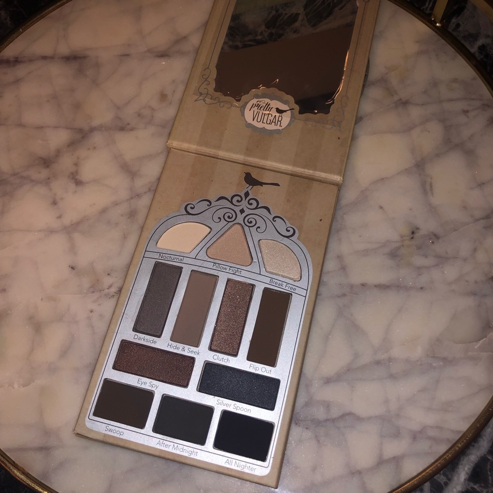 Pretty Vulgar Nightingale eyeshadow palette